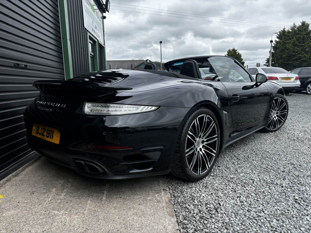 Mar 2016 Porsche 911 S 2dr PDK