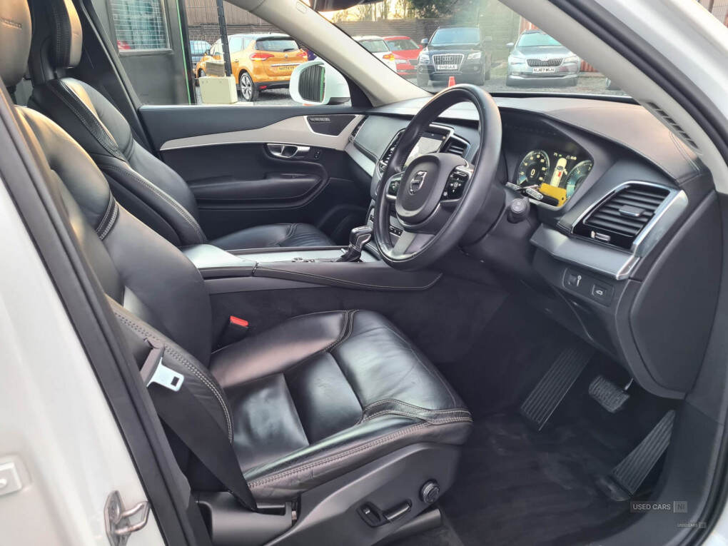 Dec 2015 Volvo XC90 2.0 D5 Inscription 5dr AWD Geartronic