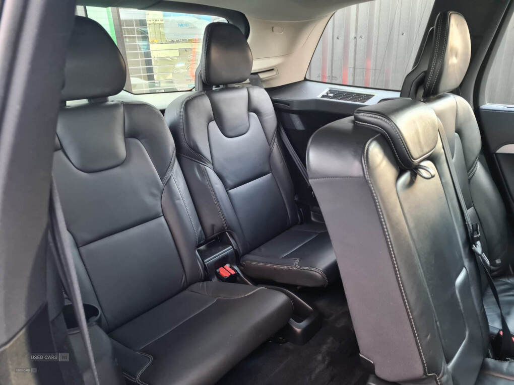 Dec 2015 Volvo XC90 2.0 D5 Inscription 5dr AWD Geartronic