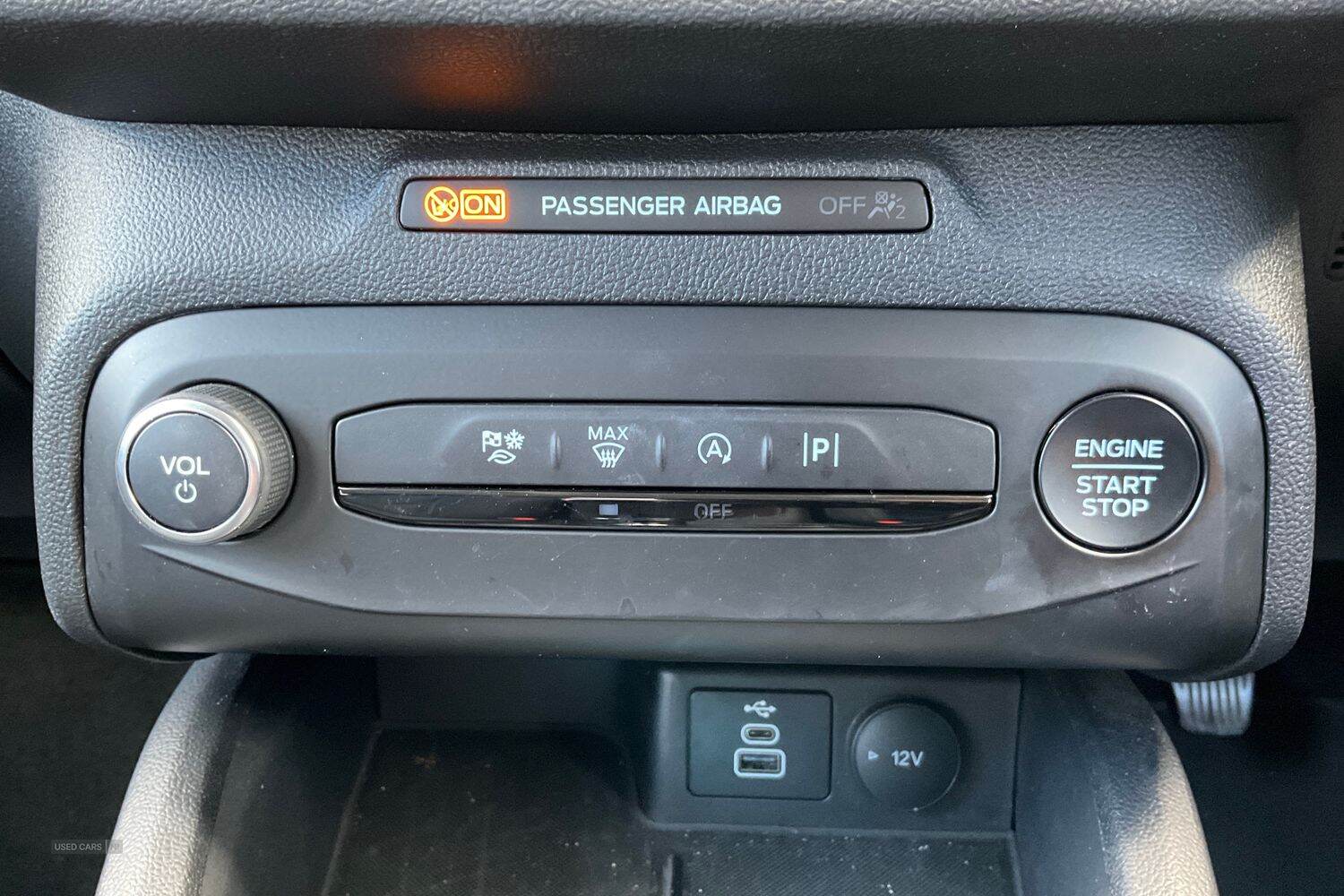Dec 2023 Ford Focus 1.0 EcoBoost Hybrid mHEV Active 5dr