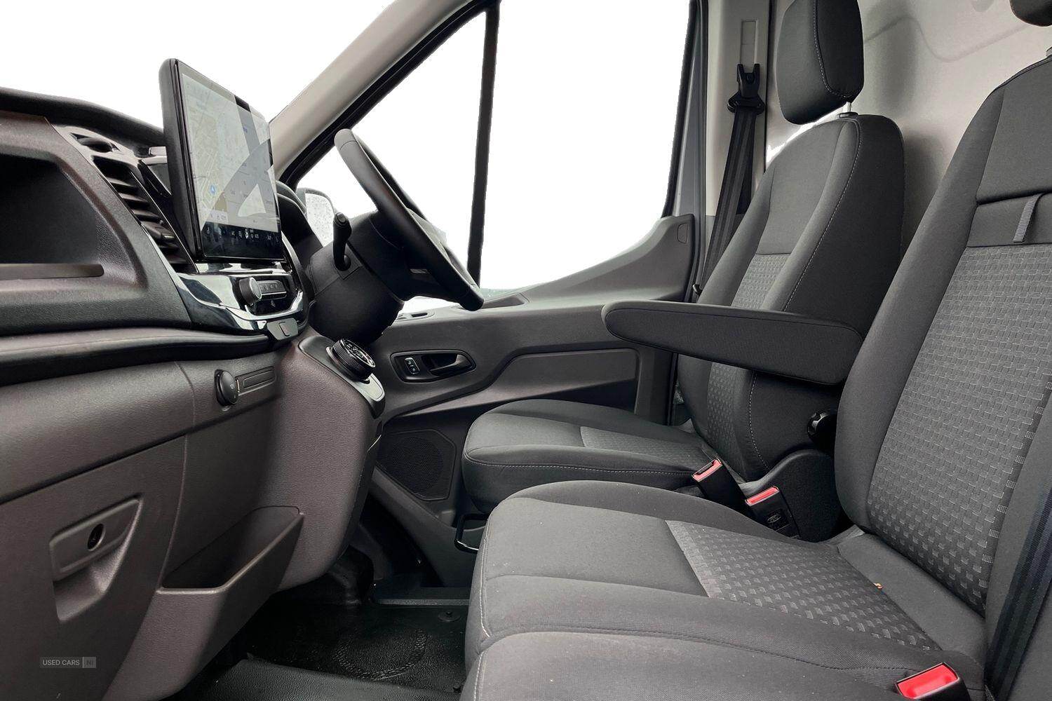 Mar 2024 Ford Transit 135kW 68kWh H2 Trend Van Auto
