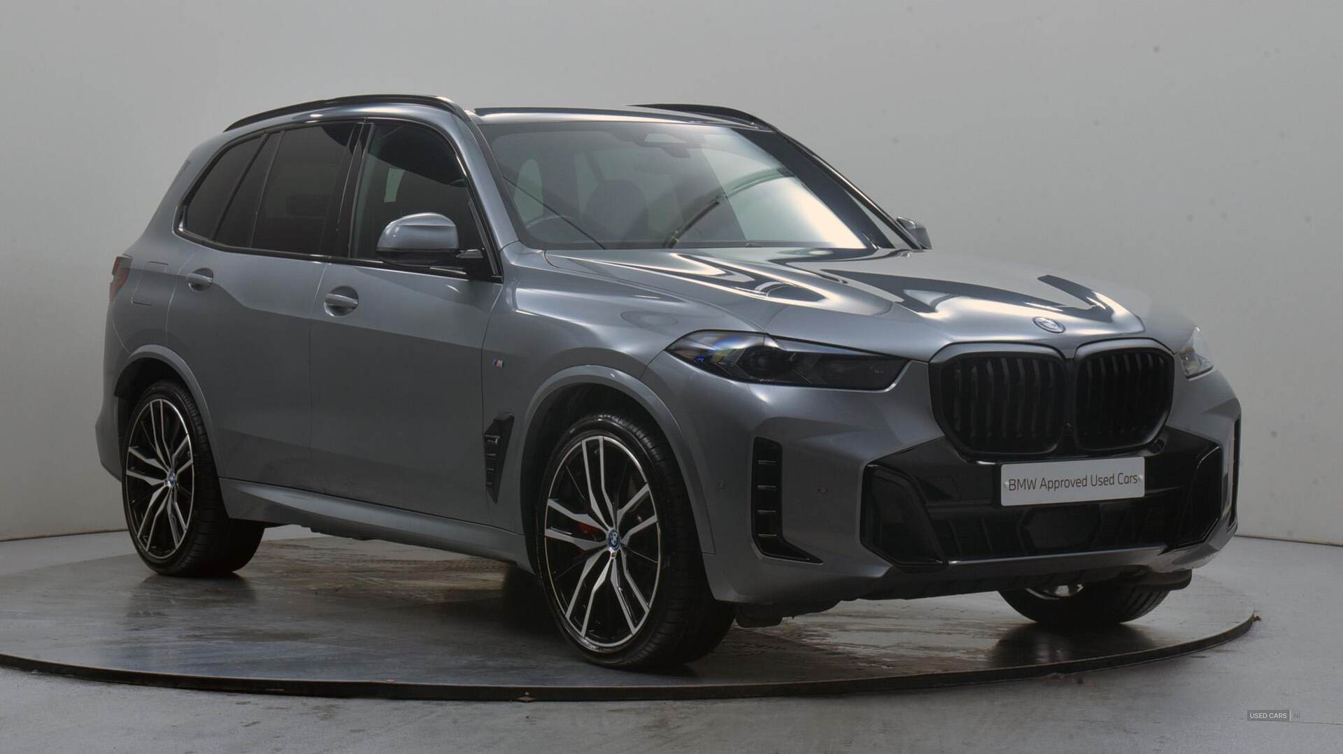 Nov 2023 BMW X5 xDrive50e M Sport 5dr Auto