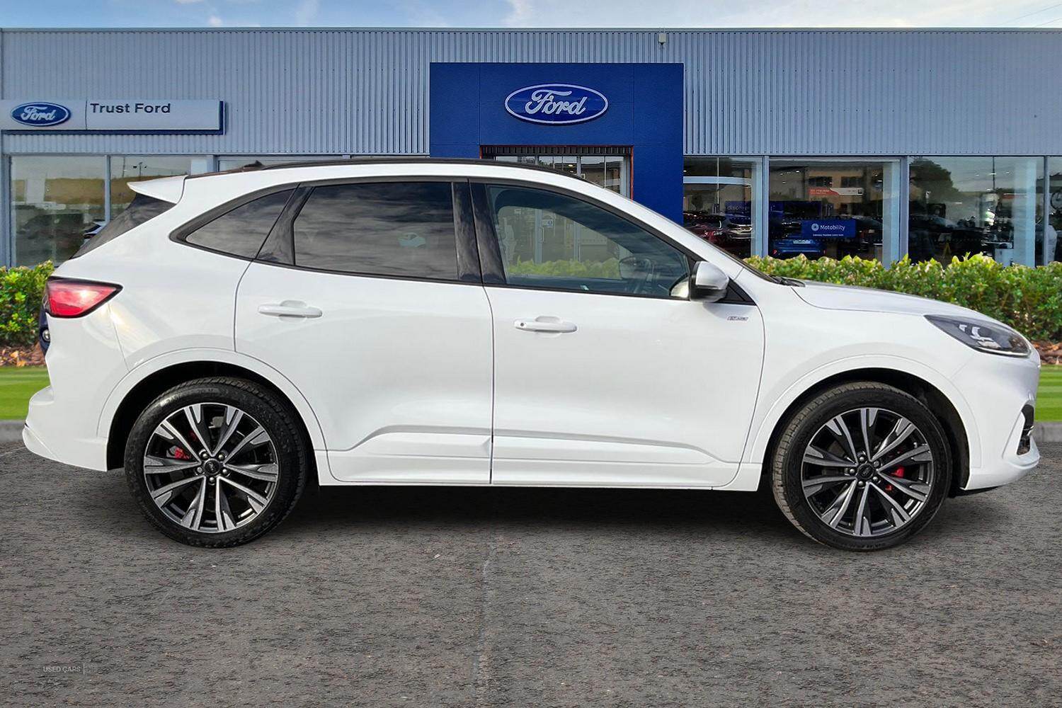Aug 2022 Ford Kuga 2.5 PHEV ST-Line X 5dr CVT