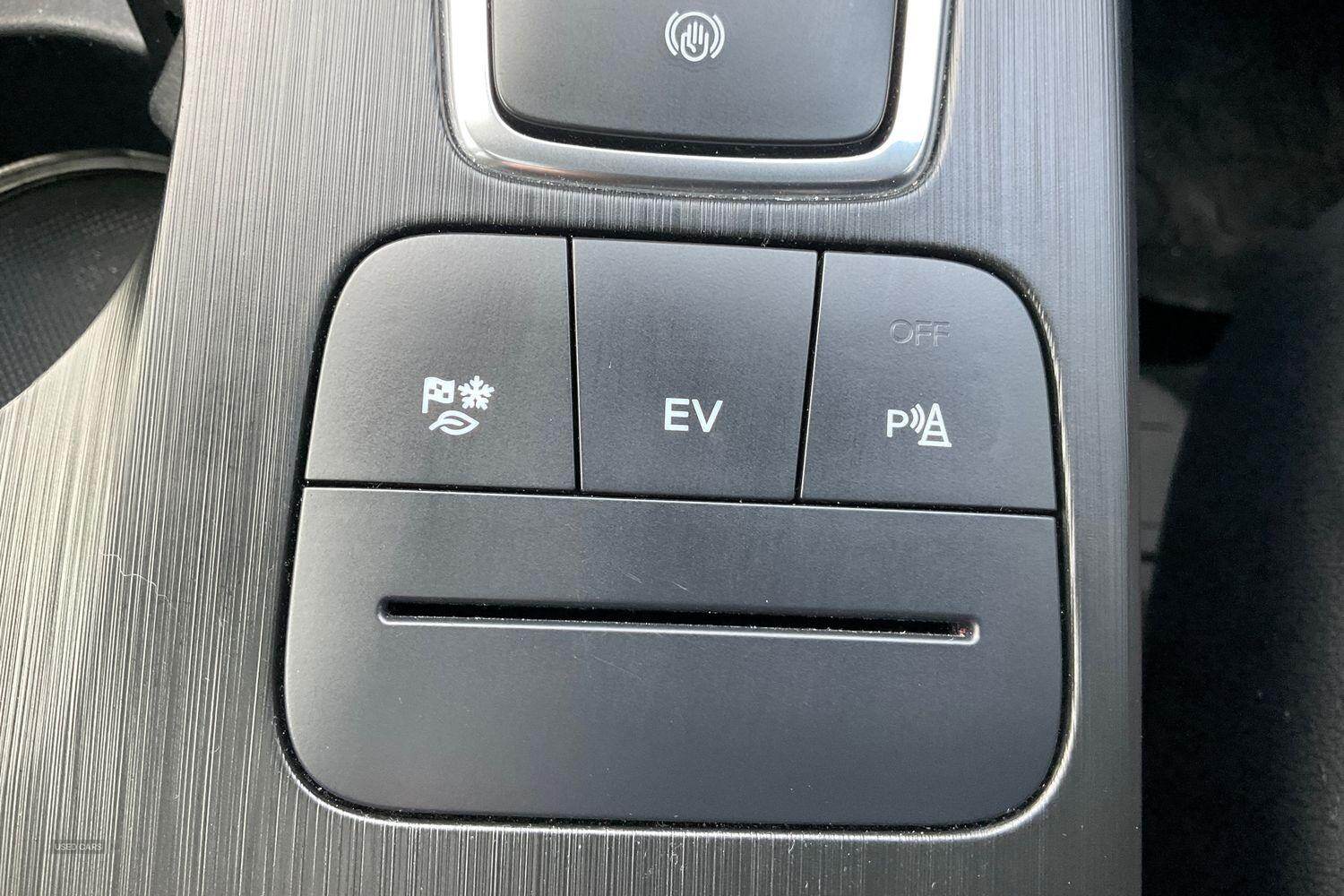 Aug 2022 Ford Kuga 2.5 PHEV ST-Line X 5dr CVT