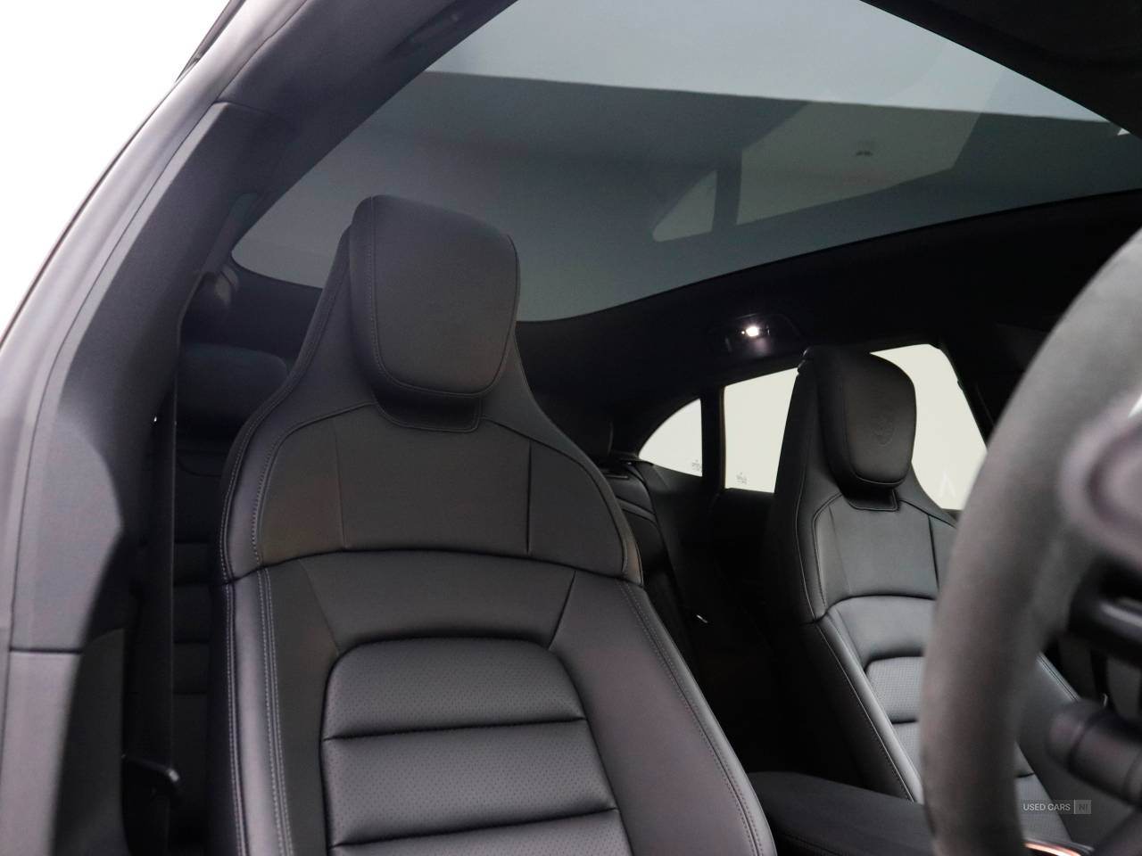 Jan 2025 Porsche Taycan 440kW 4S 105kWh 5dr Auto