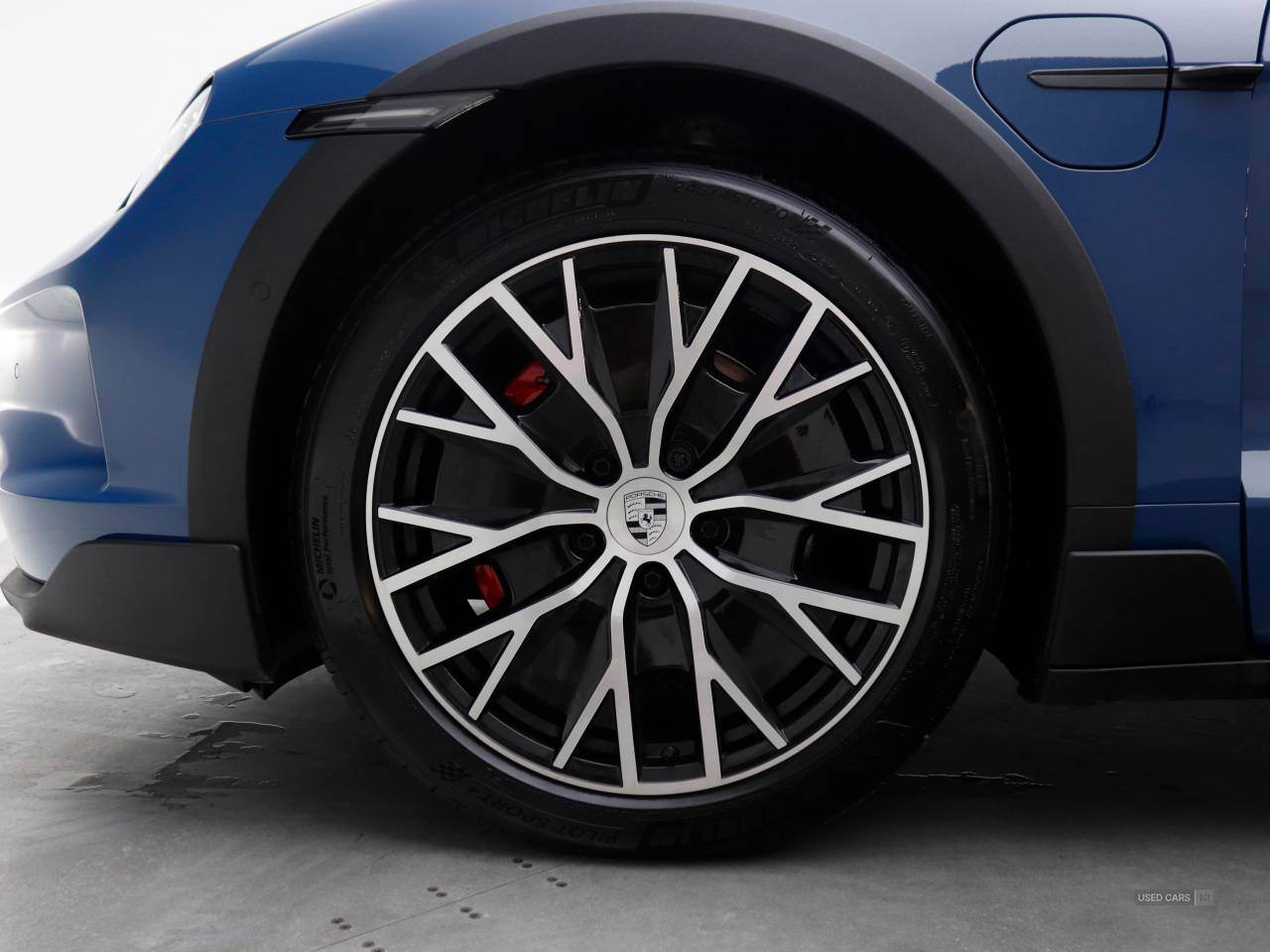 Jan 2025 Porsche Taycan 440kW 4S 105kWh 5dr Auto