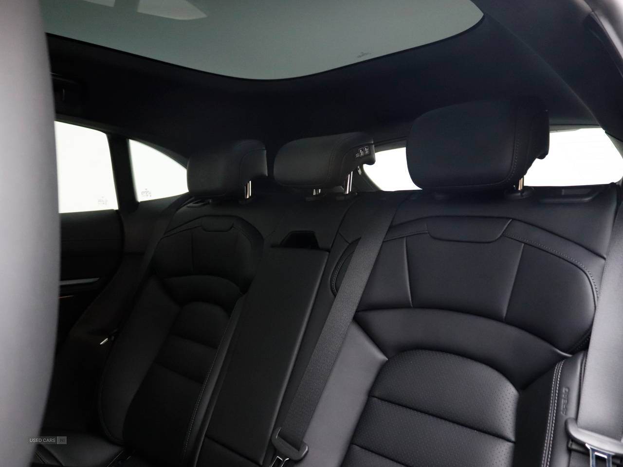Jan 2025 Porsche Taycan 440kW 4S 105kWh 5dr Auto