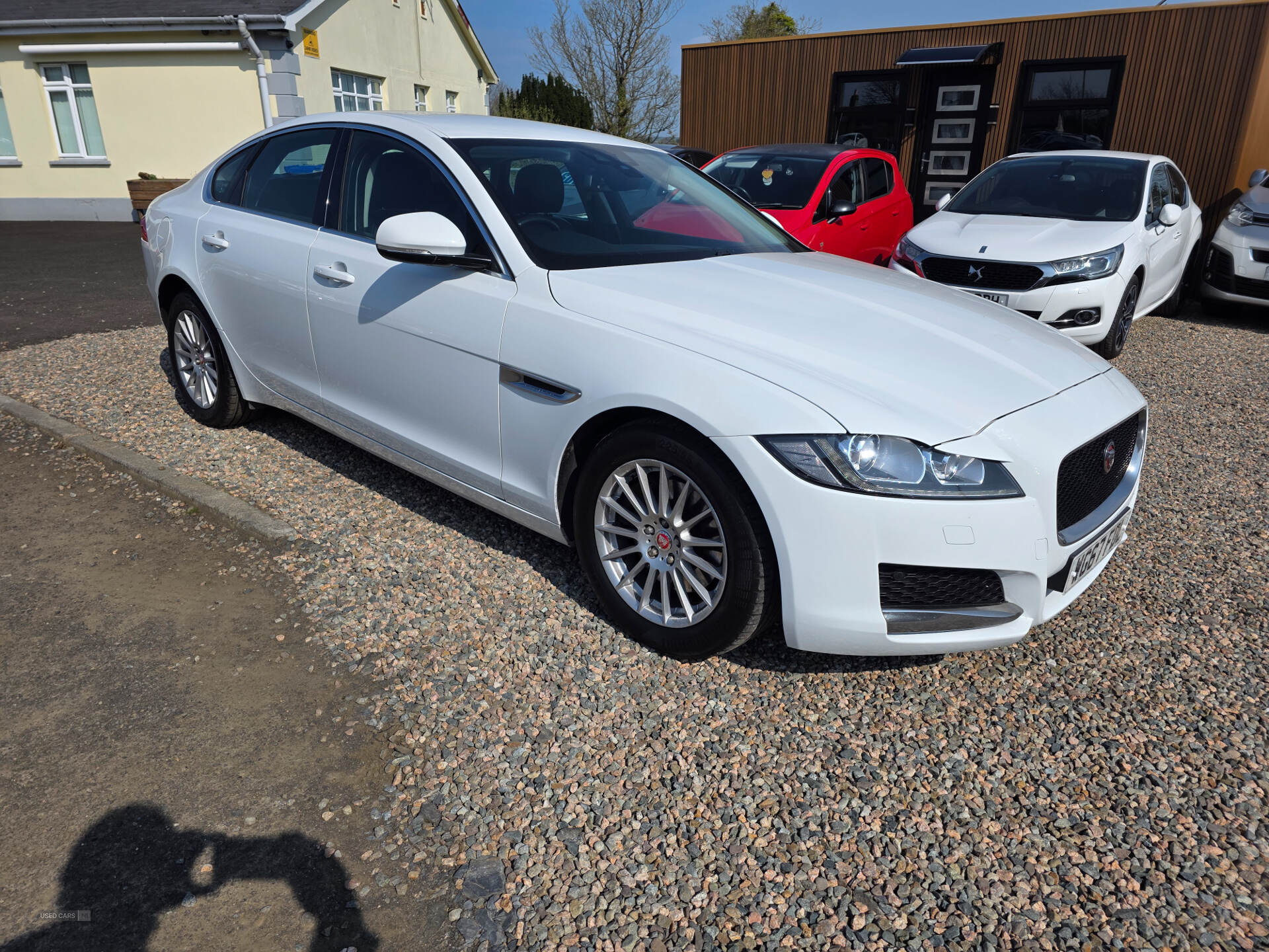 Oct 2017 Jaguar XF 2.0d [180] Prestige 4dr Auto