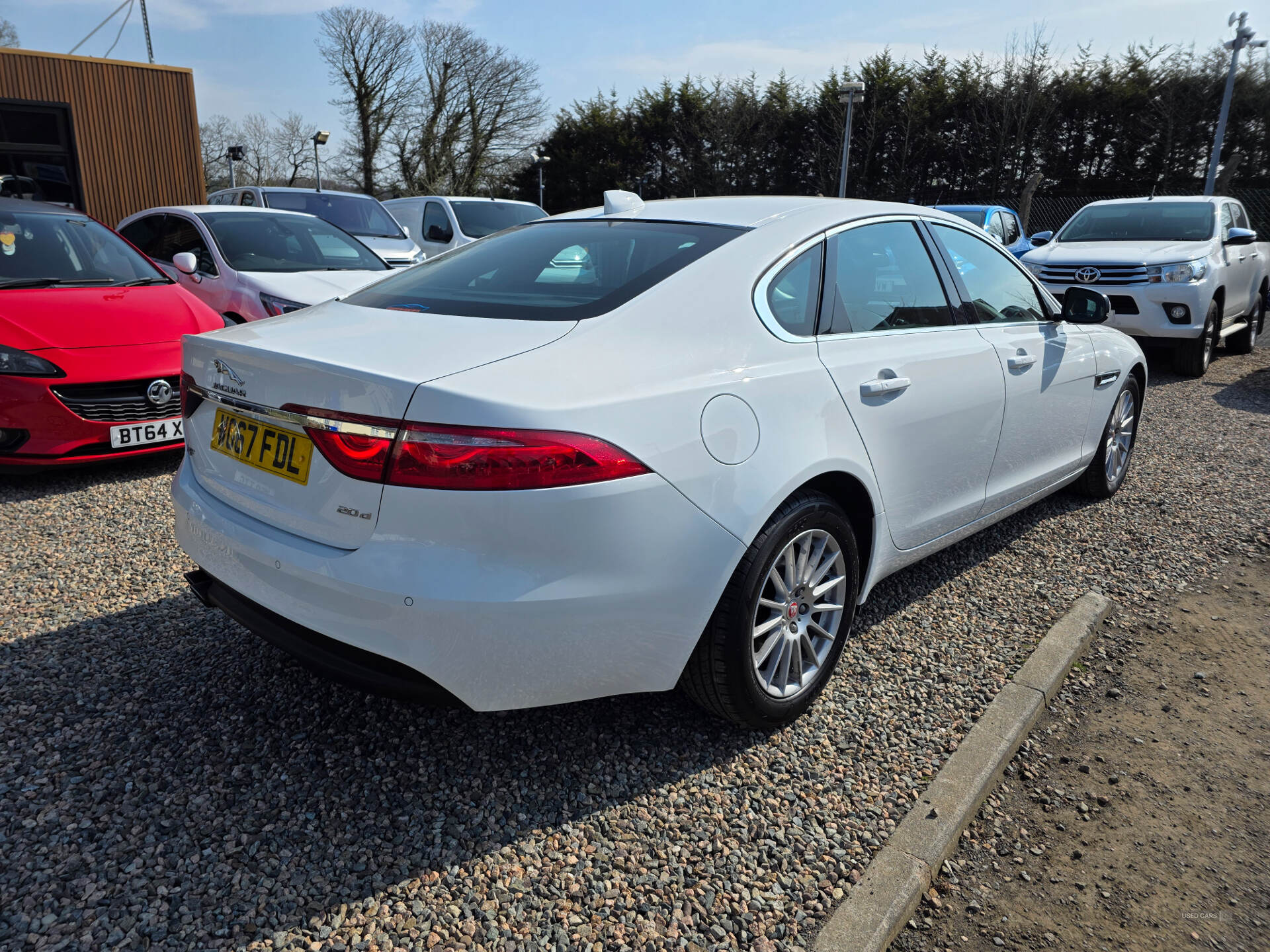 Oct 2017 Jaguar XF 2.0d [180] Prestige 4dr Auto