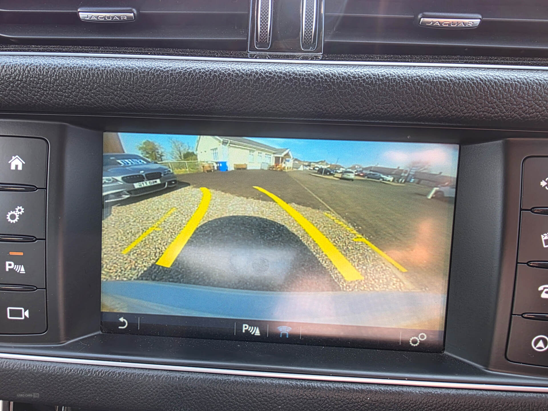 Oct 2017 Jaguar XF 2.0d [180] Prestige 4dr Auto