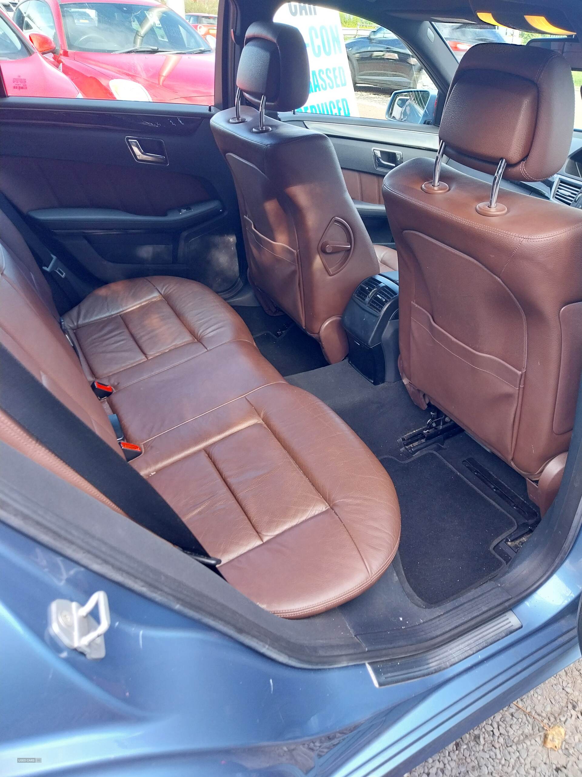 Feb 2010 Mercedes E-Class E250 CDI BlueEFFICIENCY Avantgarde 5dr Tip Auto