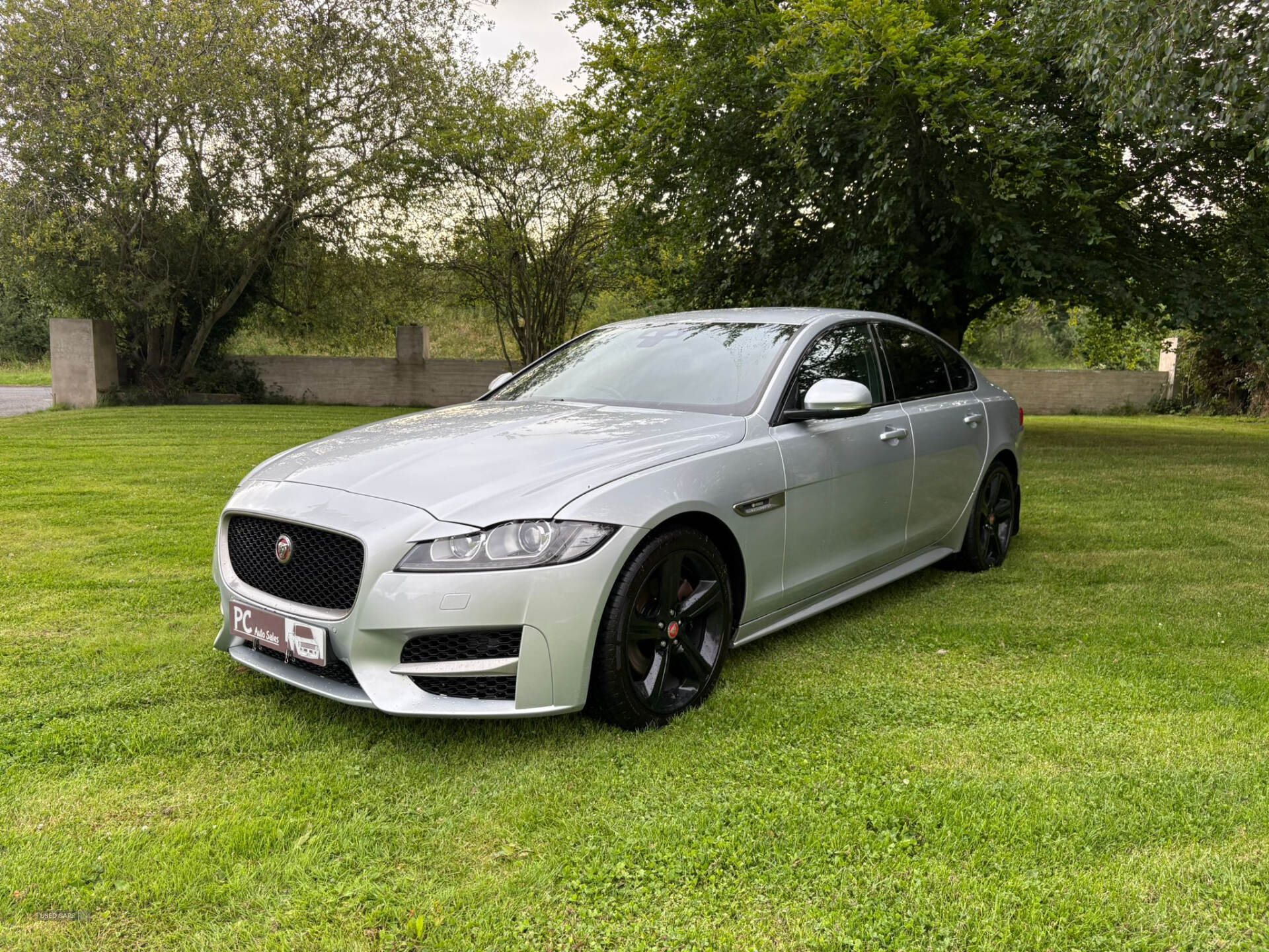 Sep 2017 Jaguar XF 2.0d [180] R-Sport 4dr Auto