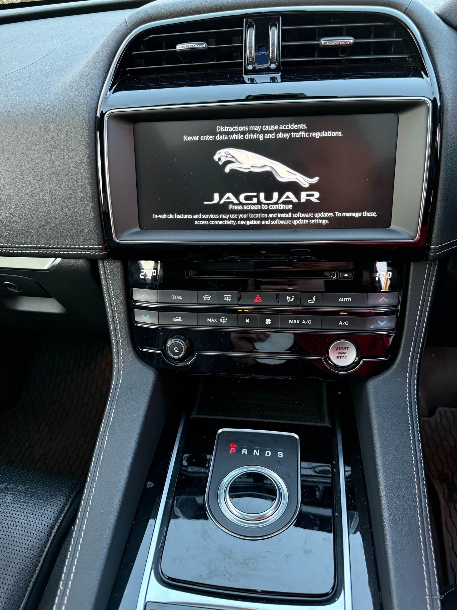 Aug 2020 Jaguar F-Pace 2.0d [180] Chequered Flag 5dr Auto AWD