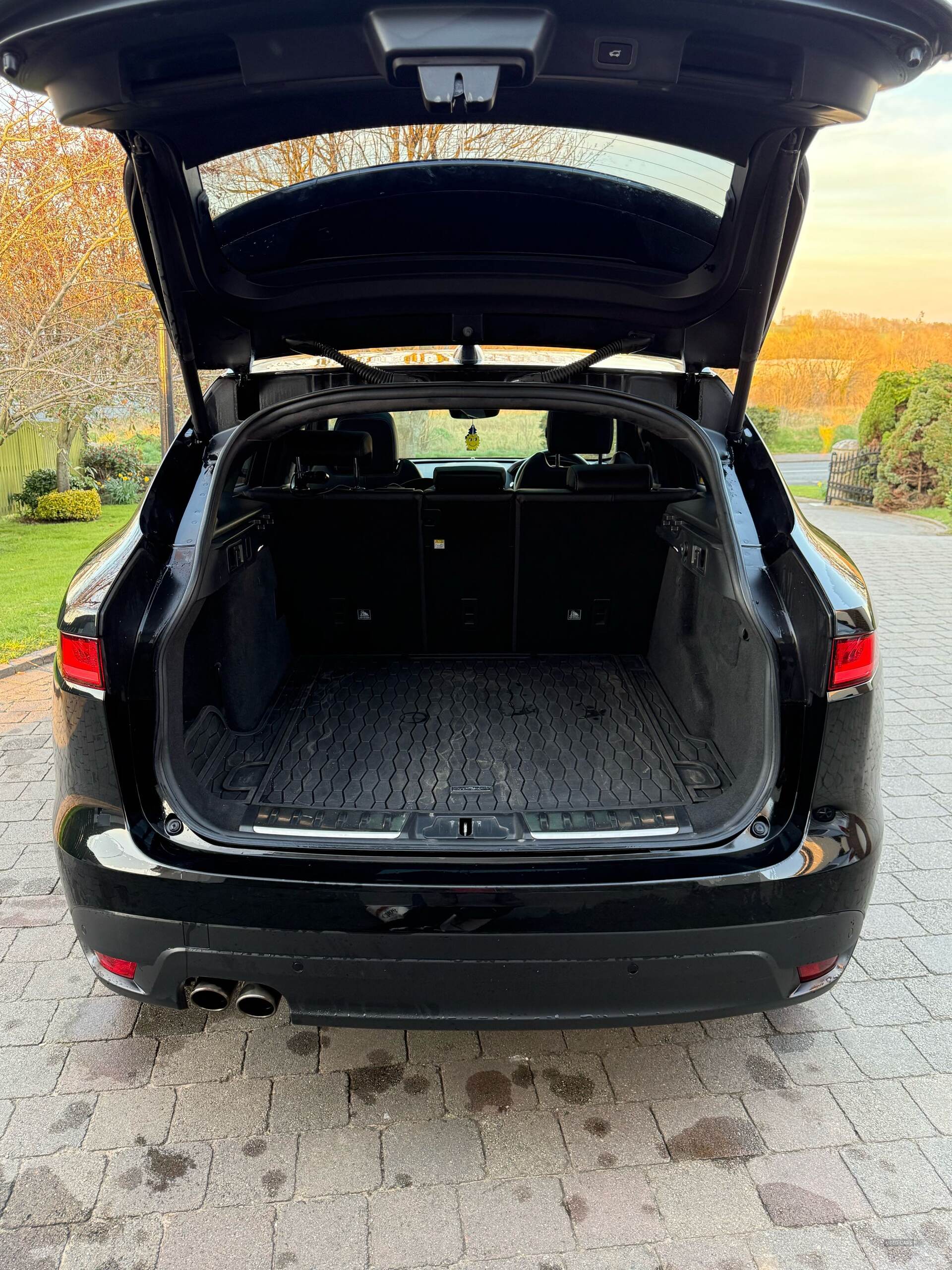 Aug 2020 Jaguar F-Pace 2.0d [180] Chequered Flag 5dr Auto AWD