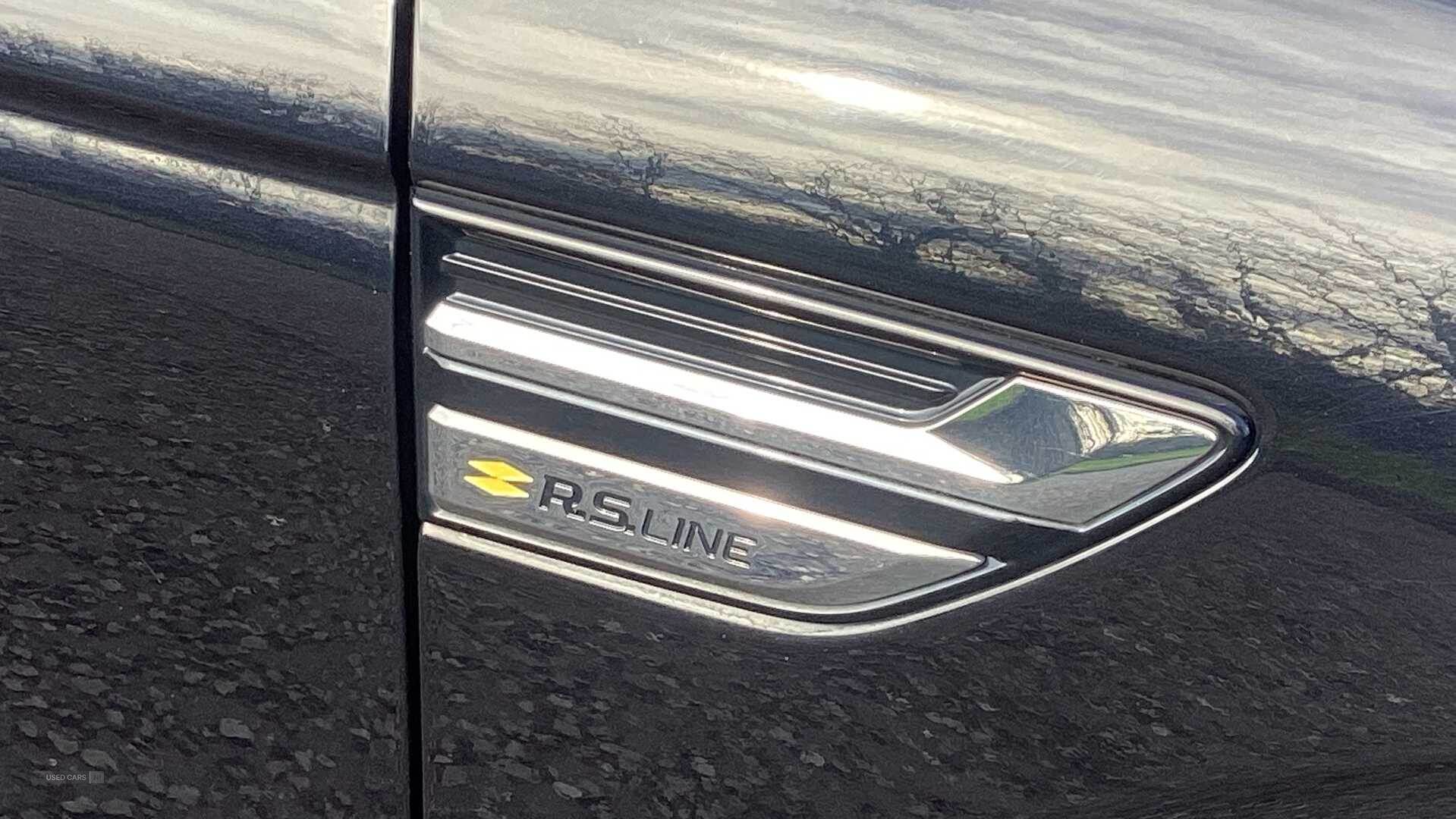Nov 2021 Renault Arkana 1.6 E-TECH Hybrid 145 R.S. Line 5dr Auto