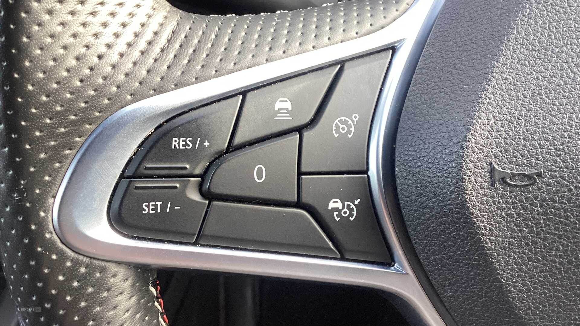 Nov 2021 Renault Arkana 1.6 E-TECH Hybrid 145 R.S. Line 5dr Auto
