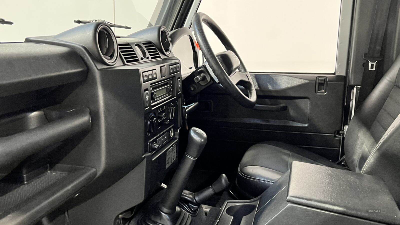 Dec 2009 Land Rover Defender XS Station Wagon TDCi