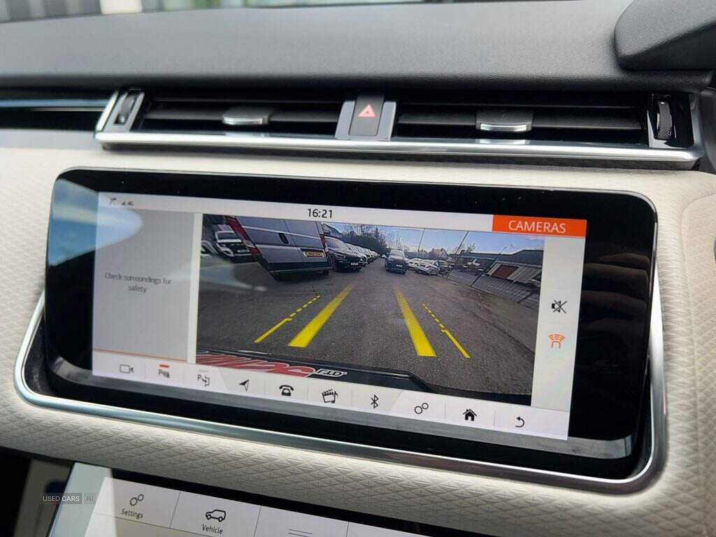 Jan 2020 Land Rover Range Rover Velar 2.0 D180 R-Dynamic SE 5dr Auto