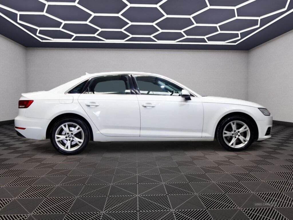 Oct 2016 Audi A4 1.4T FSI Sport 4dr