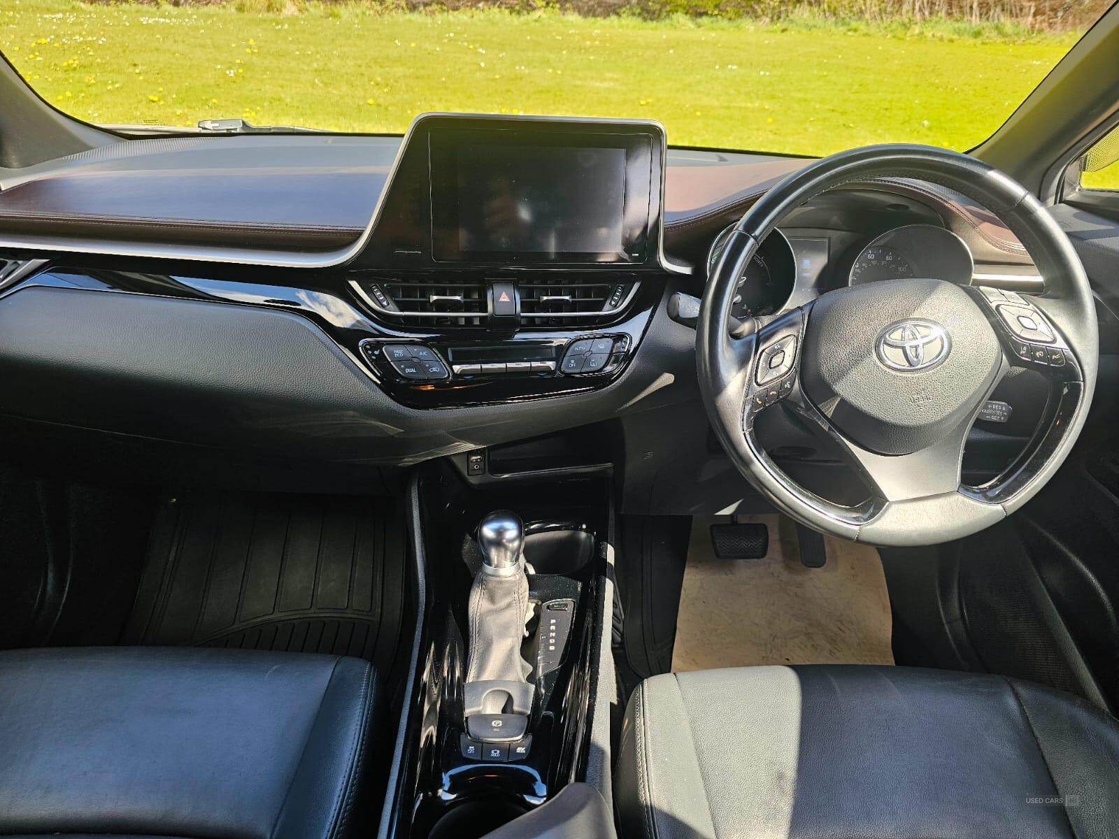 Sep 2019 Toyota C-HR 1.8 Hybrid Excel 5dr CVT [Leather]