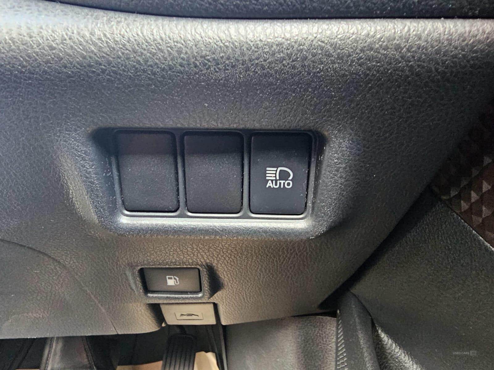 Sep 2019 Toyota C-HR 1.8 Hybrid Excel 5dr CVT [Leather]