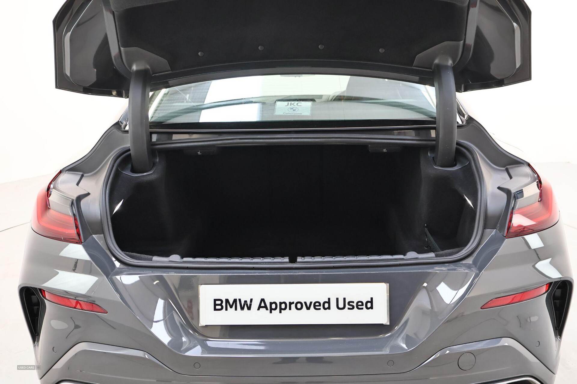 Mar 2022 BMW 8 Series 840d xDrive MHT M Sport 4dr Auto