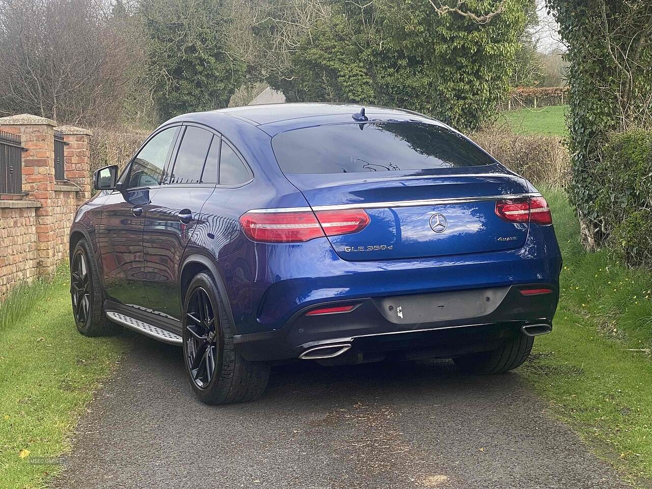 Jan 2018 Mercedes-Benz GLE GLE 350d 4Matic AMG Line Premium 5dr 9G-Tronic