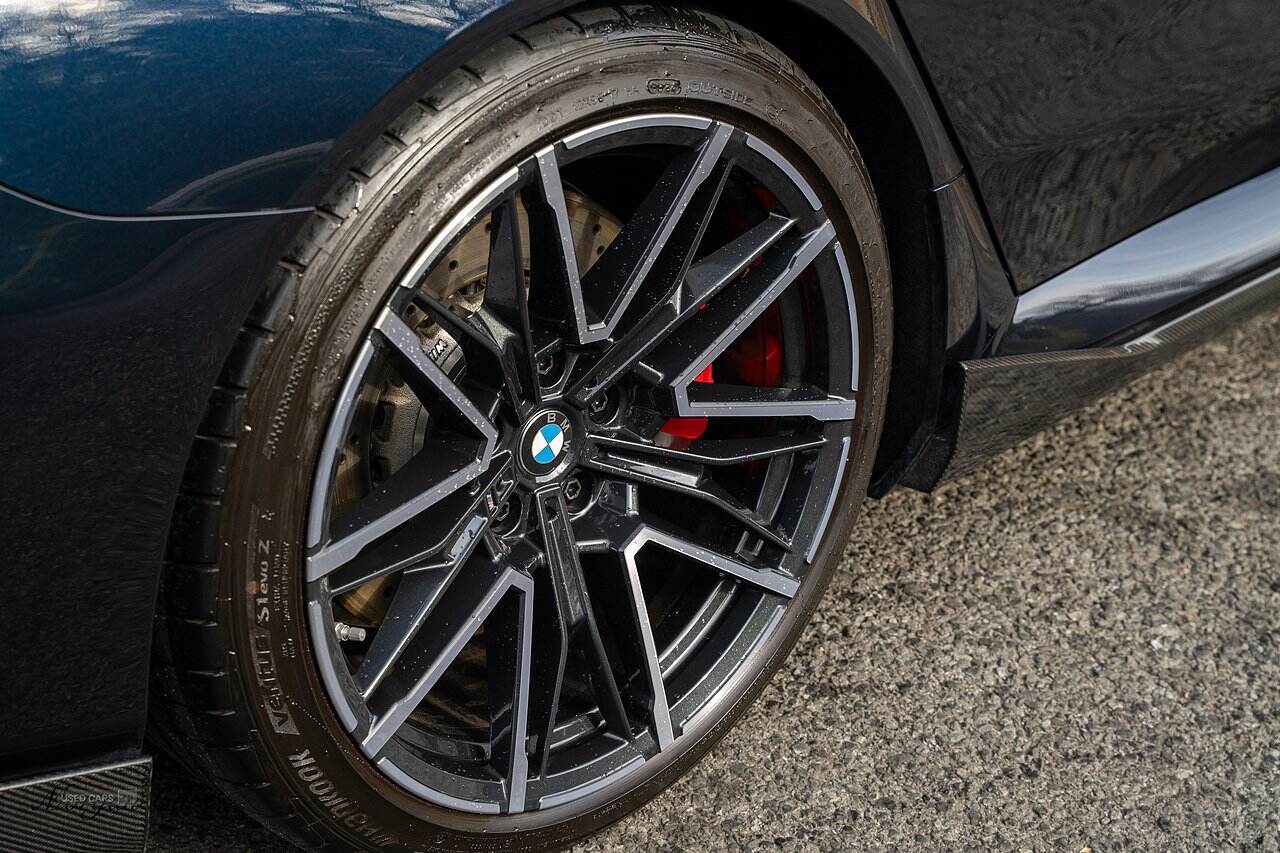  2024 BMW M5 4.4 22.1kWh Saloon 4dr Petrol Plug-in Hybrid Steptronic xDrive Euro 6 (s/s) (727 ps)