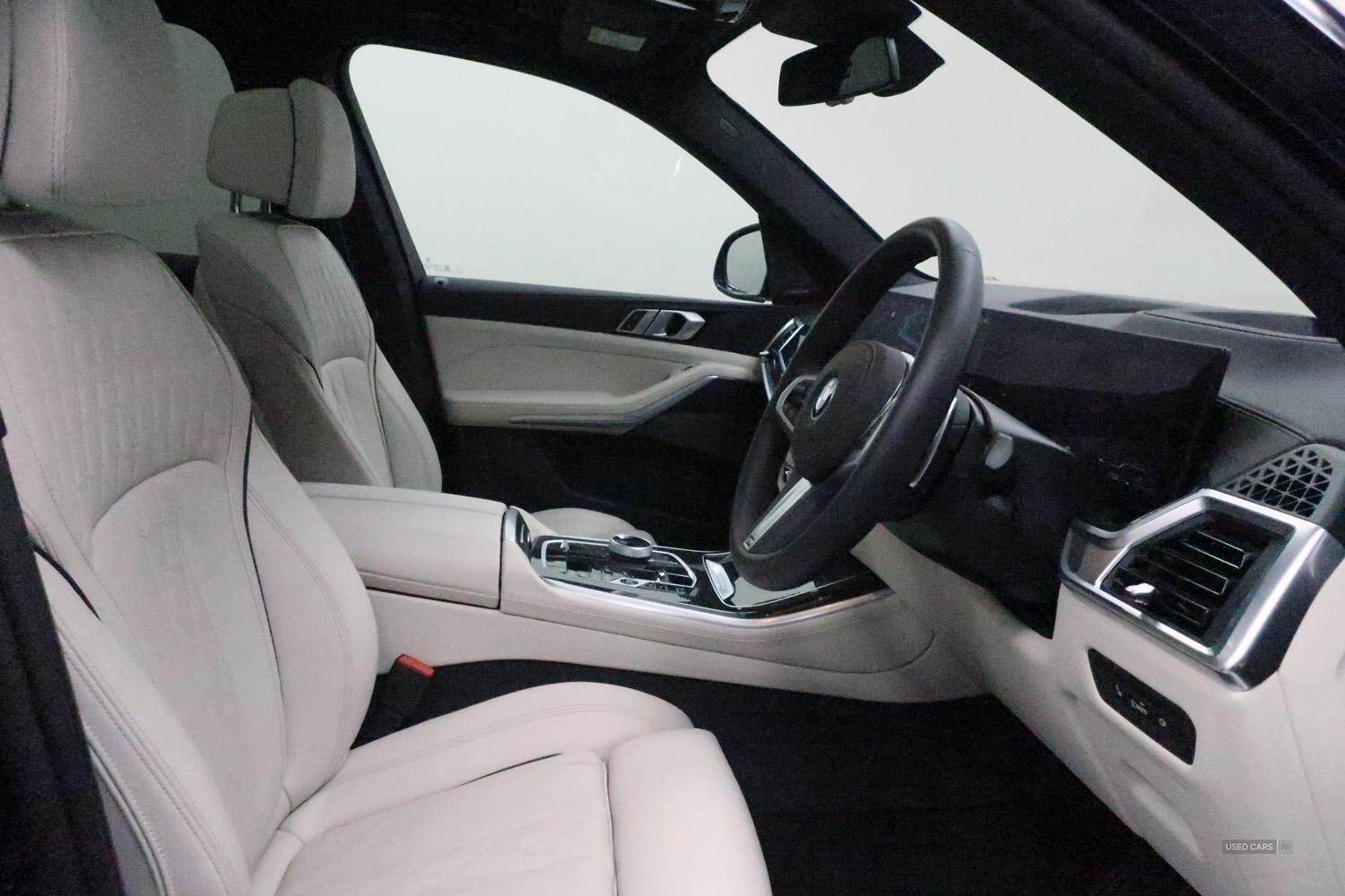 Jul 2024 BMW X5 xDrive50e M Sport 5dr Auto