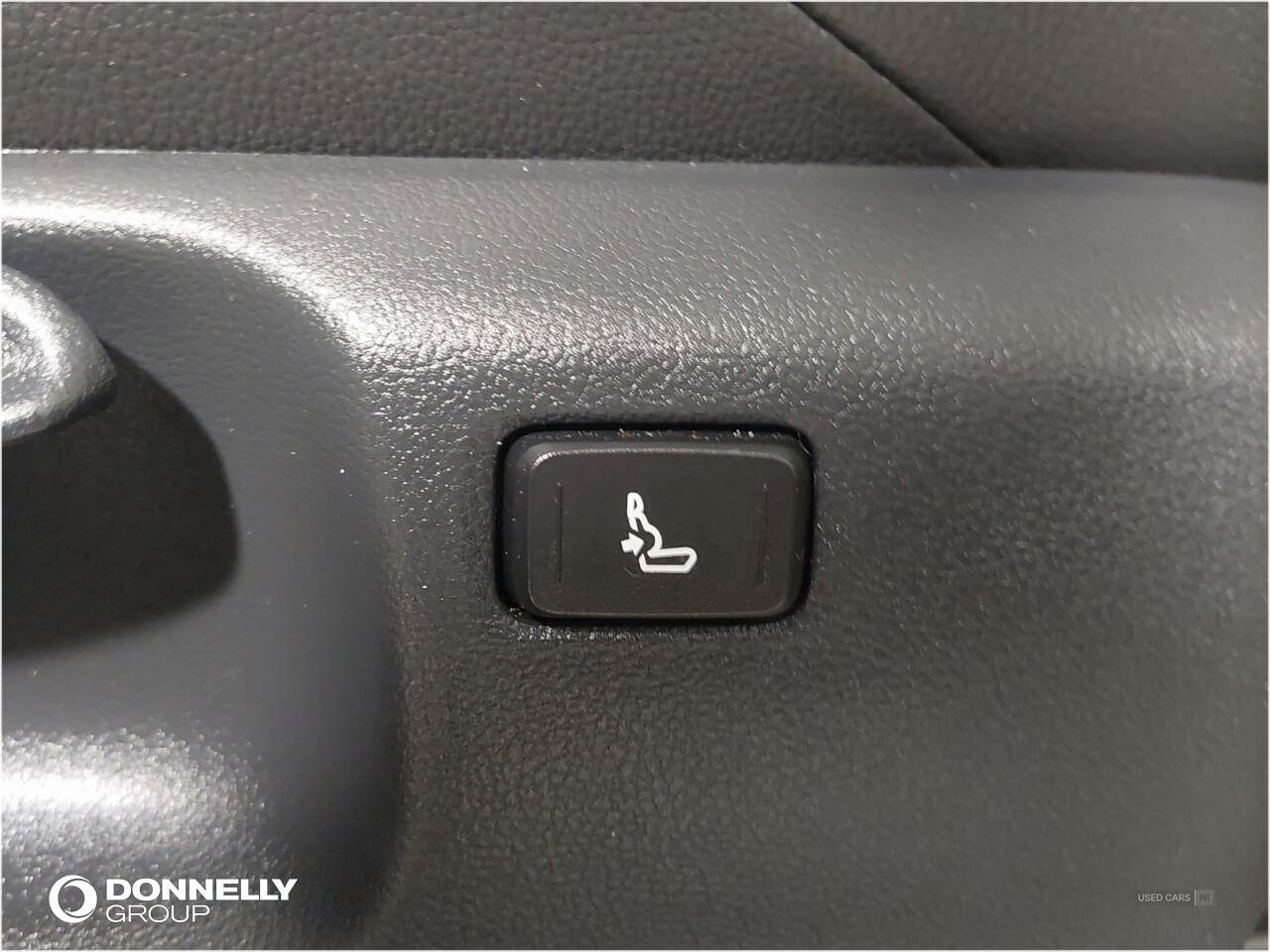 Mar 2022 Toyota Yaris Cross 1.5 Hybrid Dynamic 5dr CVT