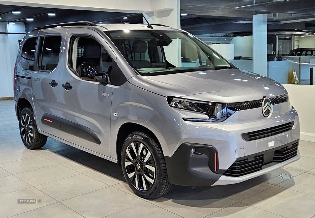  2025 Citroen Berlingo Multispace 1.5BHDI 130HP PLUS + MAX EAT8 AUTO