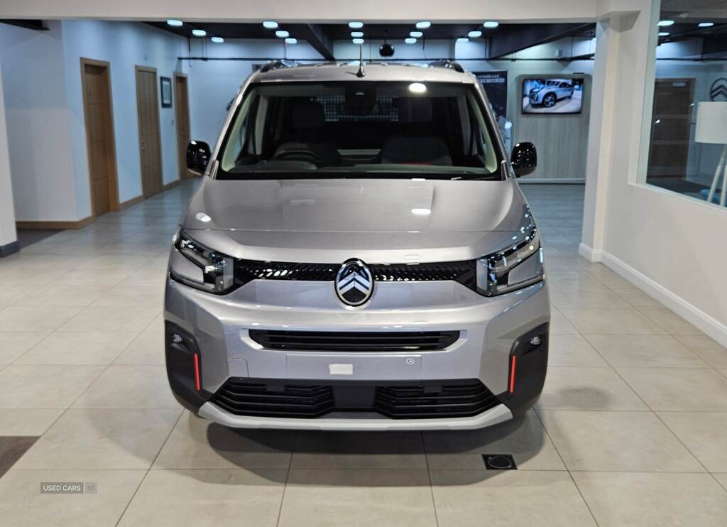  2025 Citroen Berlingo Multispace 1.5BHDI 130HP PLUS + MAX EAT8 AUTO