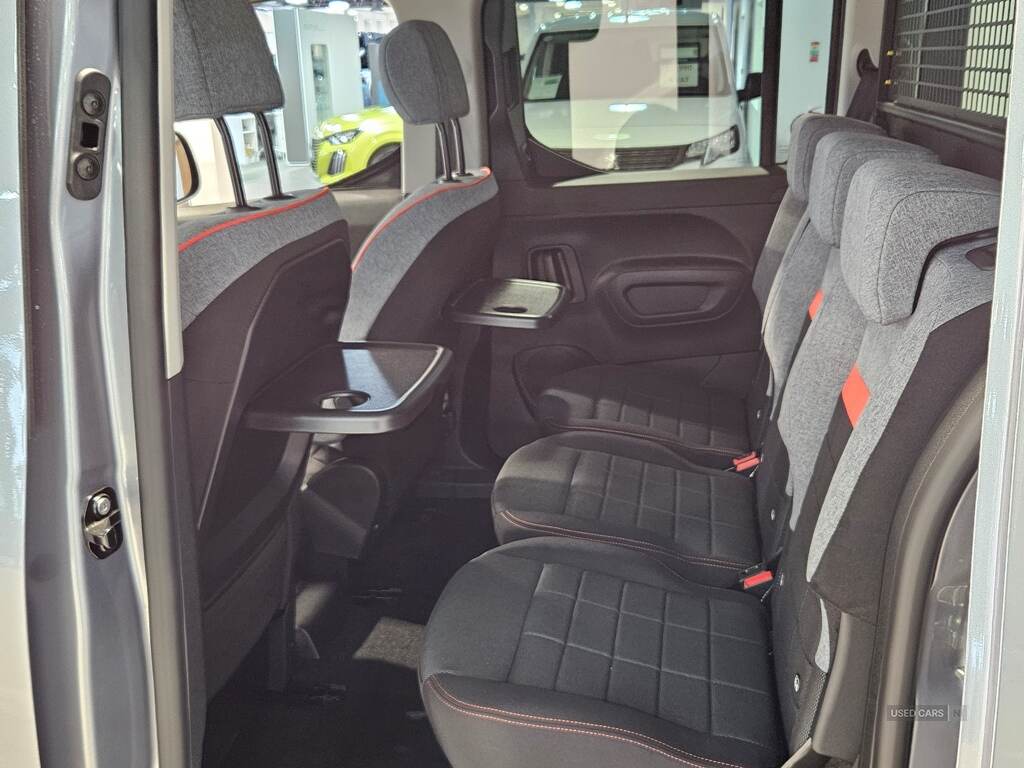  2025 Citroen Berlingo Multispace 1.5BHDI 130HP PLUS + MAX EAT8 AUTO