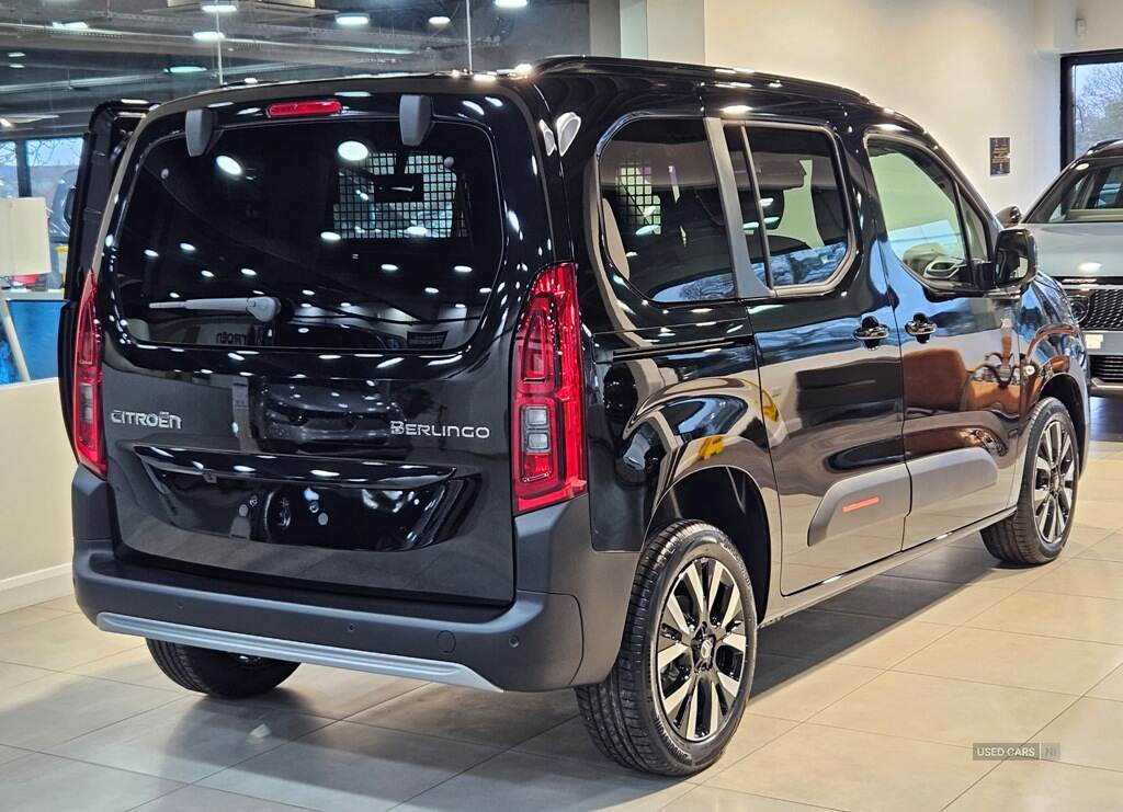  2025 Citroen Berlingo Multispace 1.5BHDI 130HP PLUS + MAX EAT8 AUTO