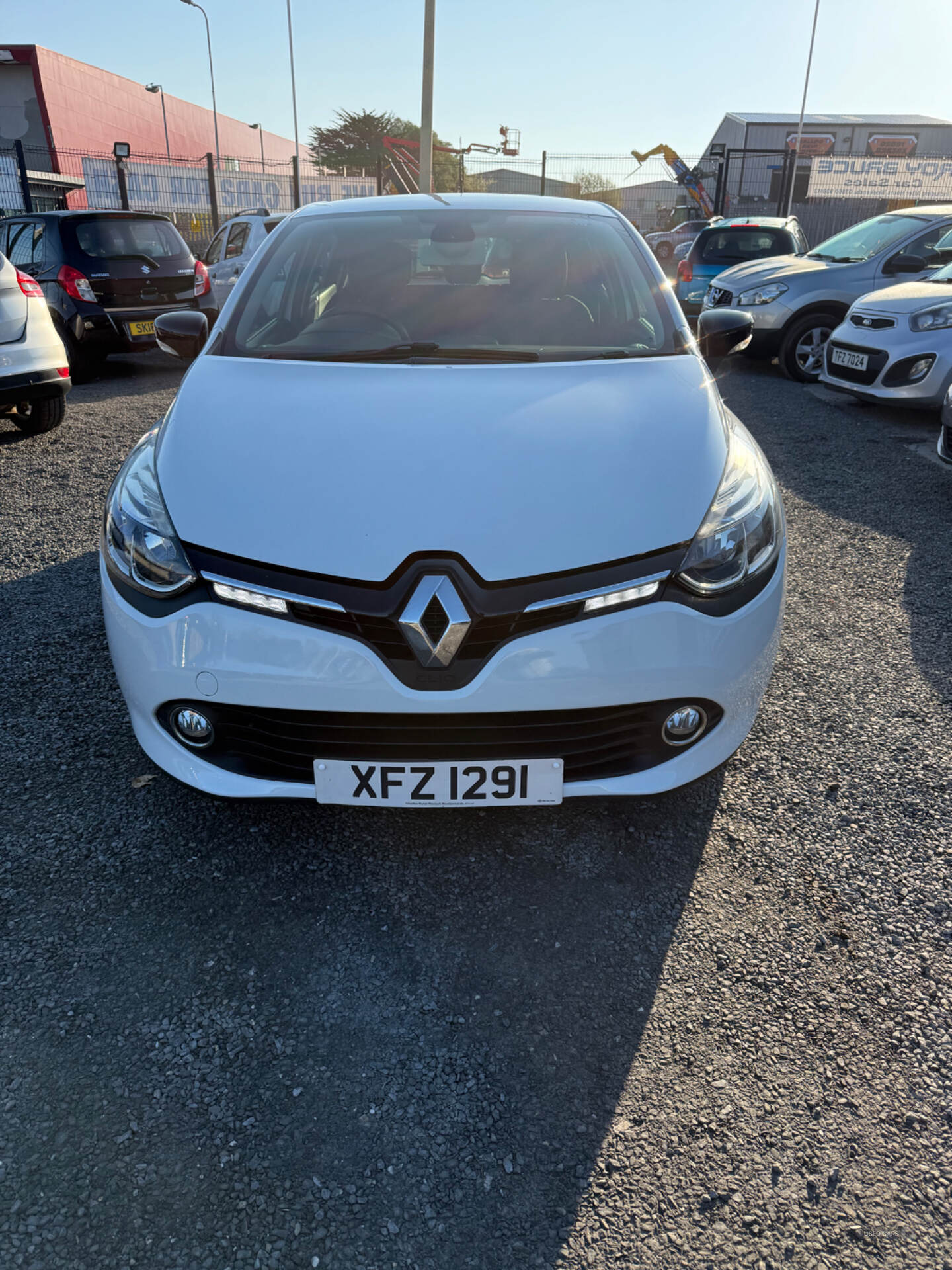Apr 2015 Renault Clio 1.2 16V Dynamique MediaNav 5dr