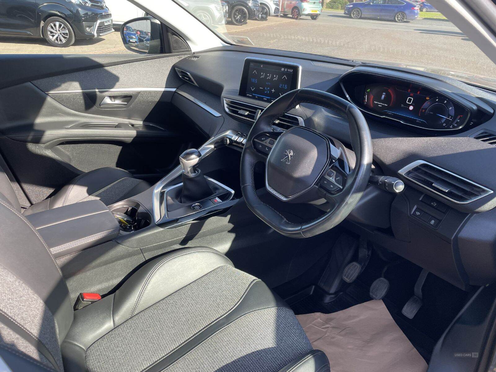 Mar 2019 Peugeot 3008 1.5 BlueHDi Allure 5dr