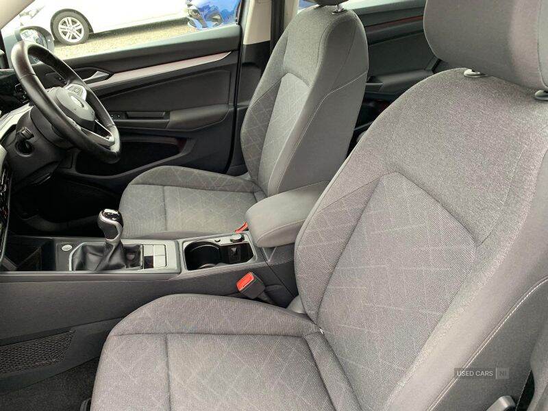 Aug 2022 Volkswagen Golf 2.0 TDI Life 5dr