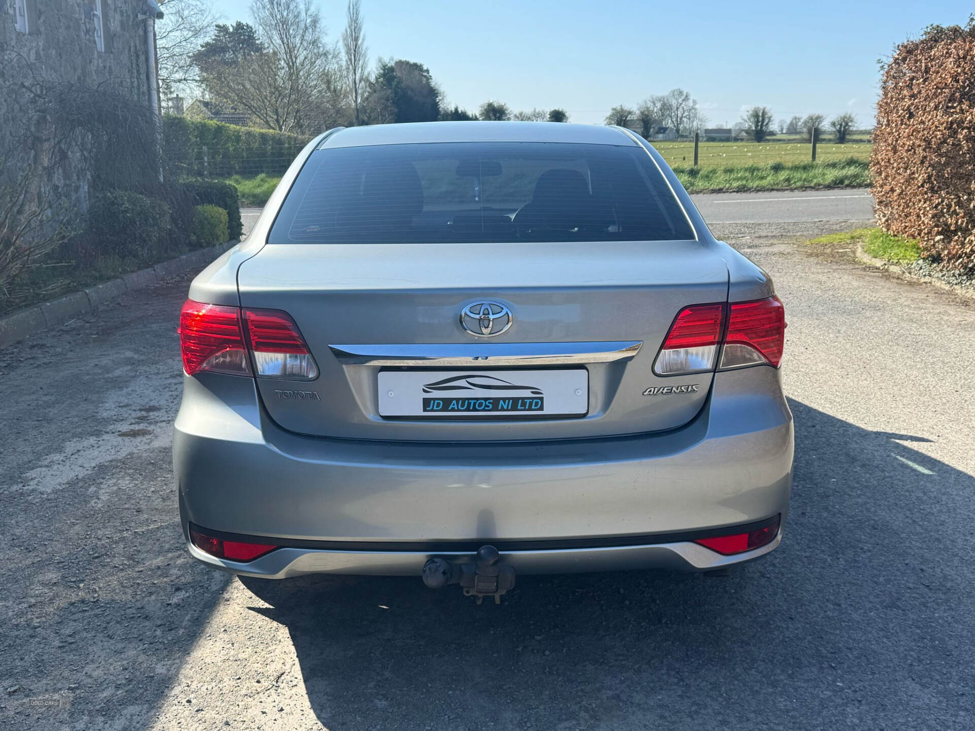 Sep 2013 Toyota Avensis 2.0 D-4D Icon 4dr