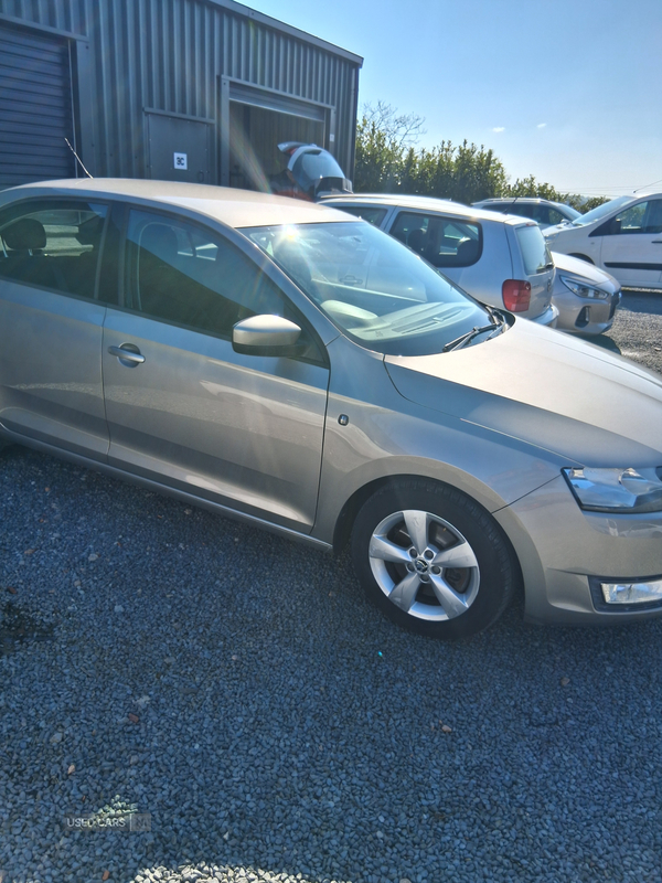 Skoda Rapid HATCHBACK in Down