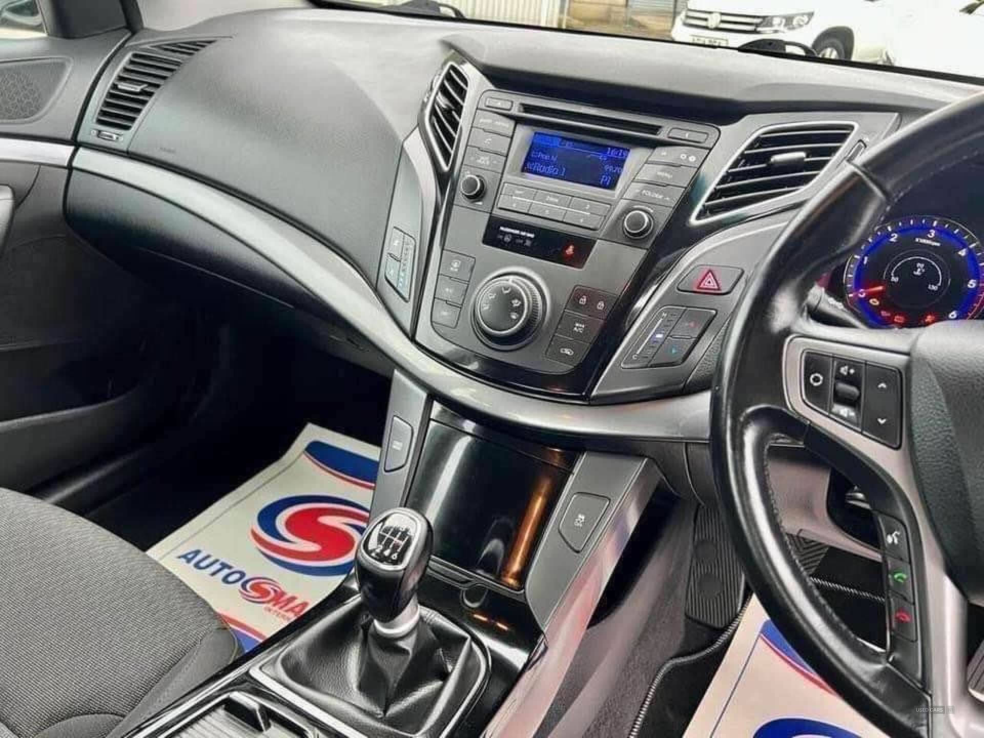 Nov 2016 Hyundai i40 1.7 CRDi Blue Drive S 4dr