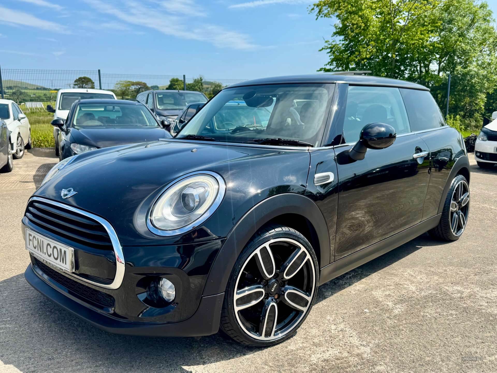 Feb 2018 MINI Hatch 1.5 Cooper D 3dr