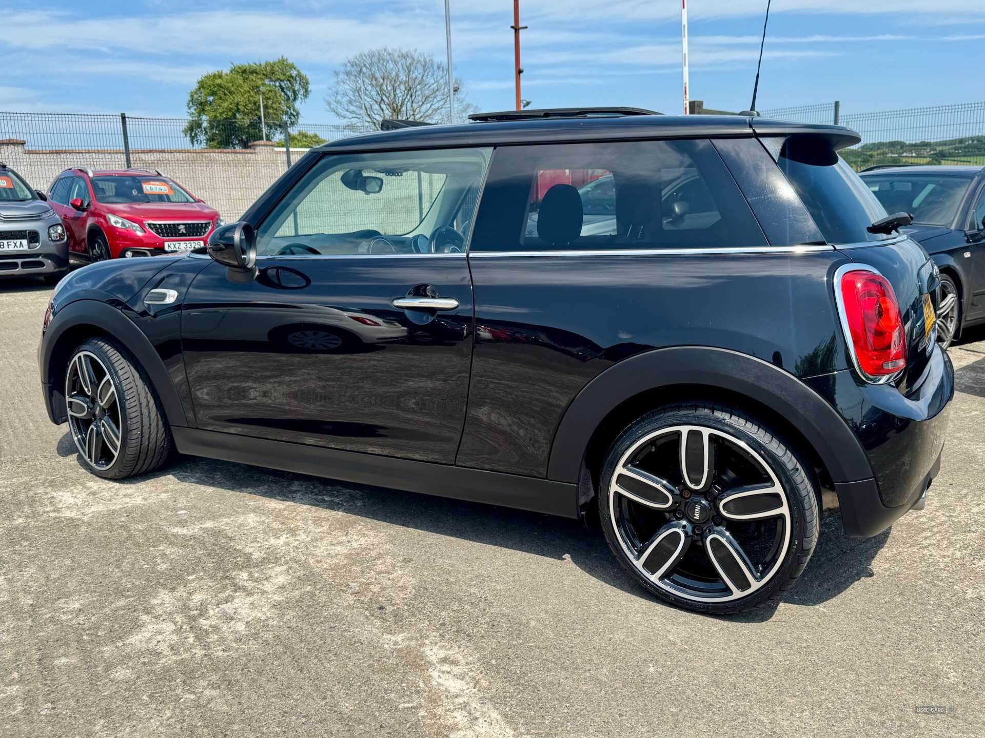Feb 2018 MINI Hatch 1.5 Cooper D 3dr