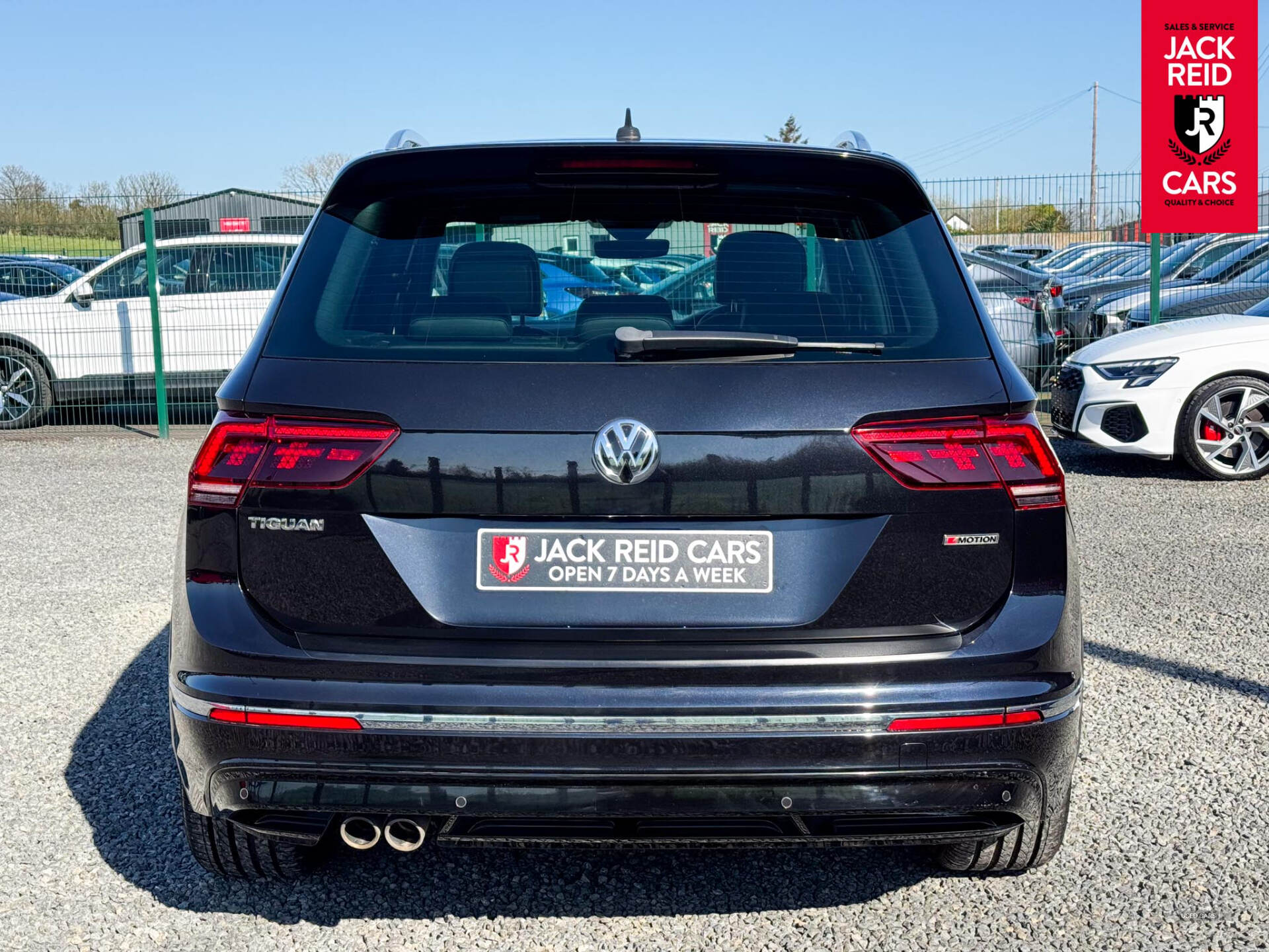Jan 2018 Volkswagen Tiguan 2.0 TDi 190 4Motion R-Line 5dr DSG