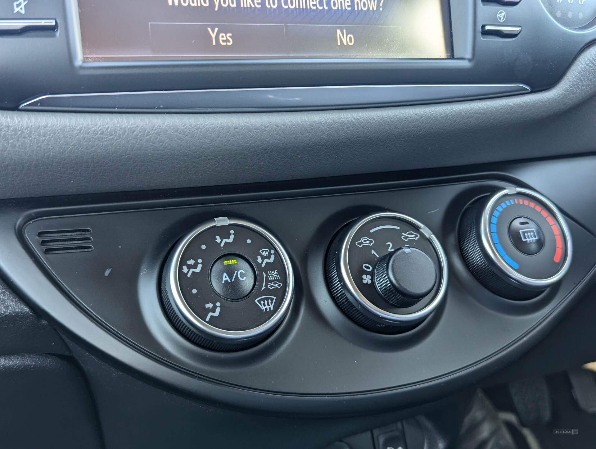 Nov 2017 Toyota Yaris 1.5 VVT-i Icon 5dr