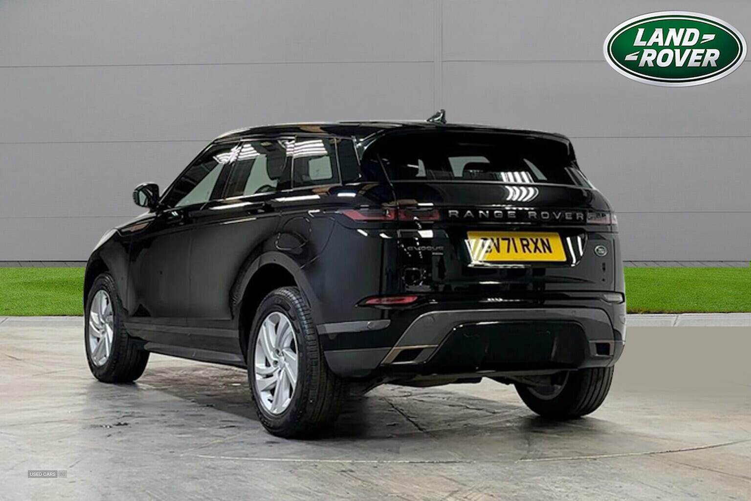Feb 2022 Land Rover Range Rover Evoque 1.5 P300E R-Dynamic S 5Dr Auto