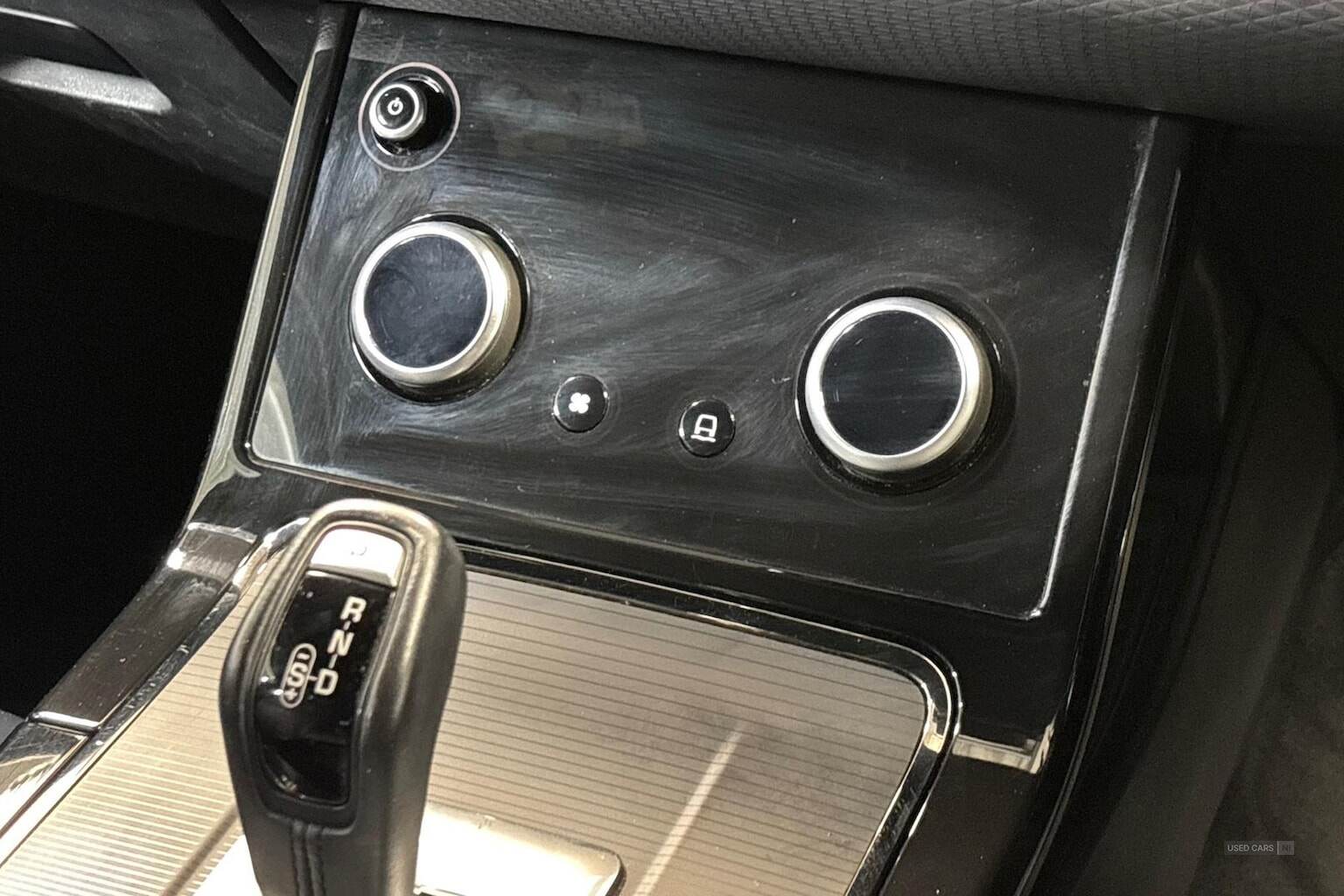 Feb 2022 Land Rover Range Rover Evoque 1.5 P300E R-Dynamic S 5Dr Auto