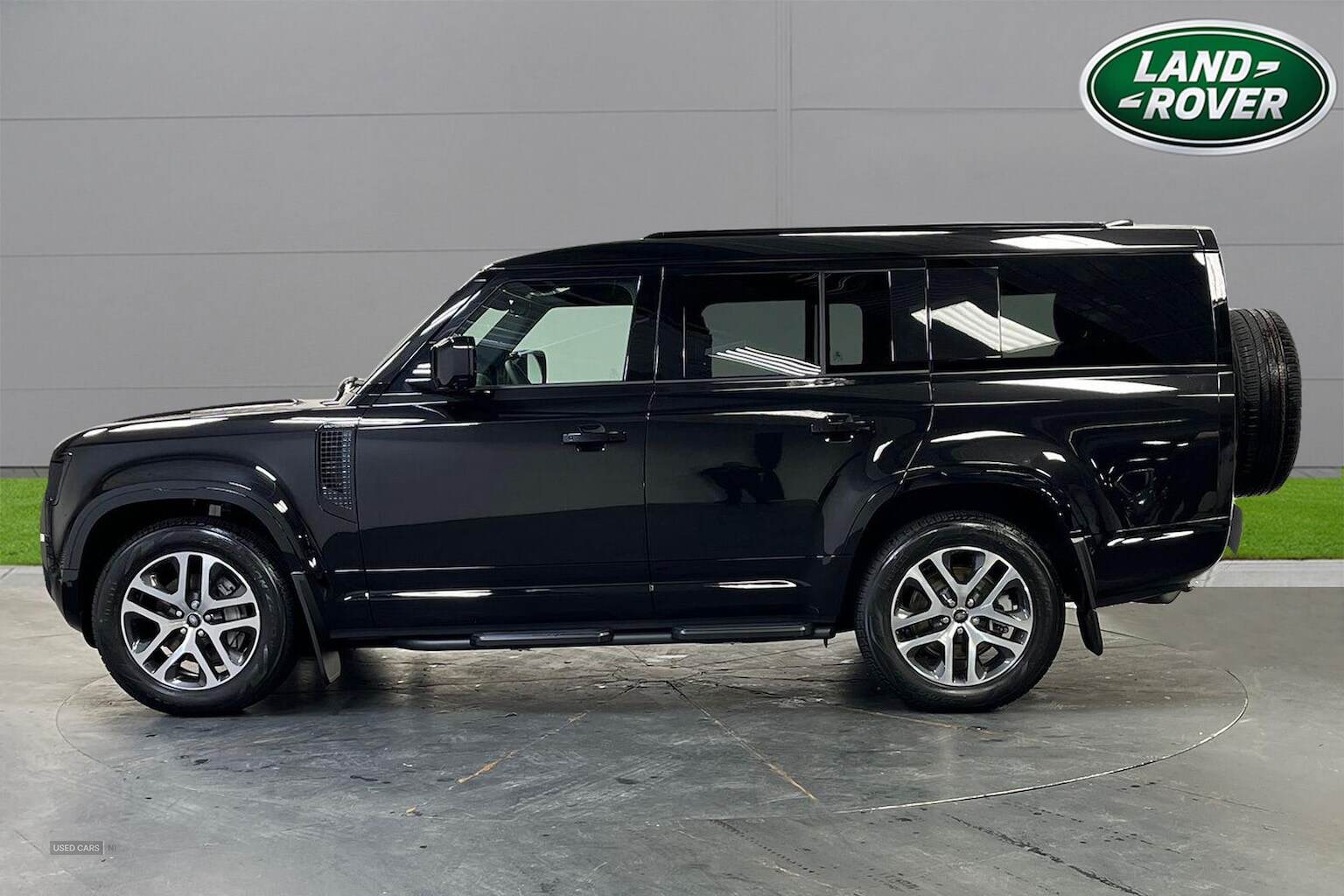 Nov 2024 Land Rover Defender 3.0 D350 X-Dynamic Se 130 5Dr Auto