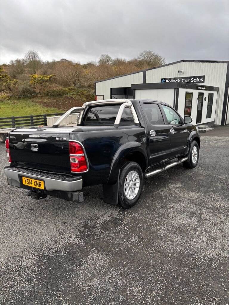 Jun 2014 Toyota Hi-lux Invincible D/Cab Pick Up 3.0 D-4D 4WD 171