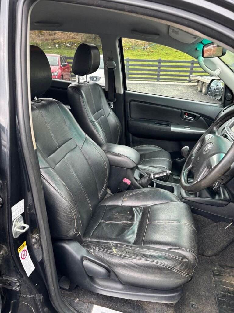 Jun 2014 Toyota Hi-lux Invincible D/Cab Pick Up 3.0 D-4D 4WD 171