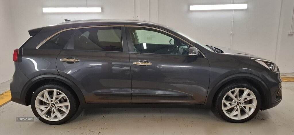 Oct 2019 Kia Niro 1.6 GDi Hybrid 3 5dr DCT